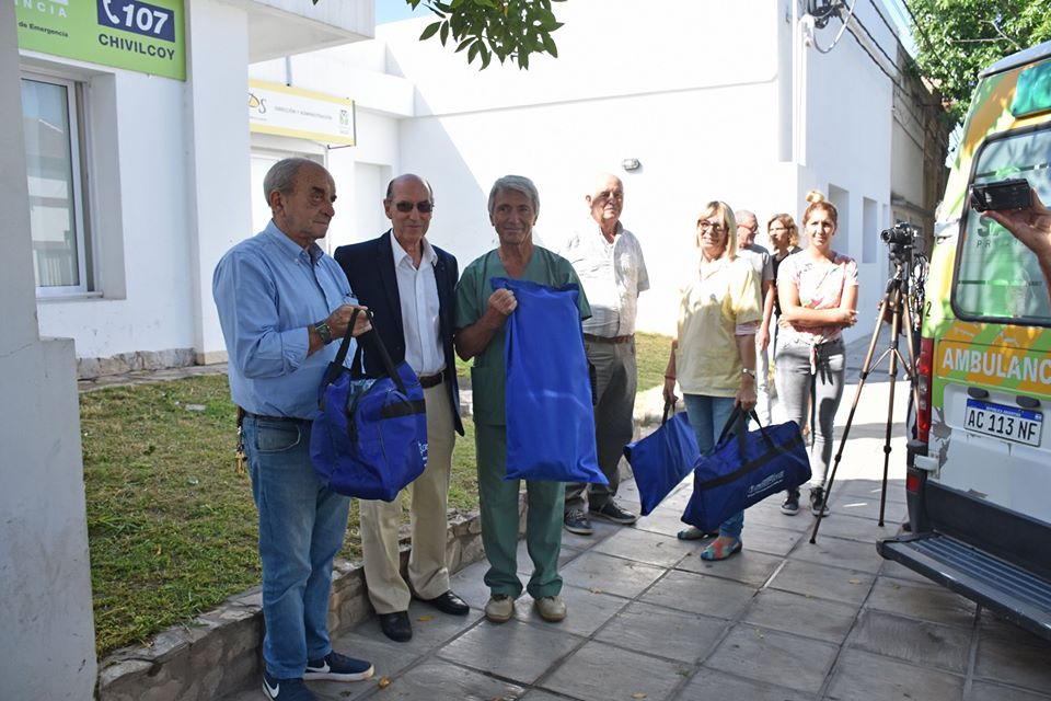 Entrega de nuevo equipamiento para las ambulancias de San Sebastián y Ramón Biaus