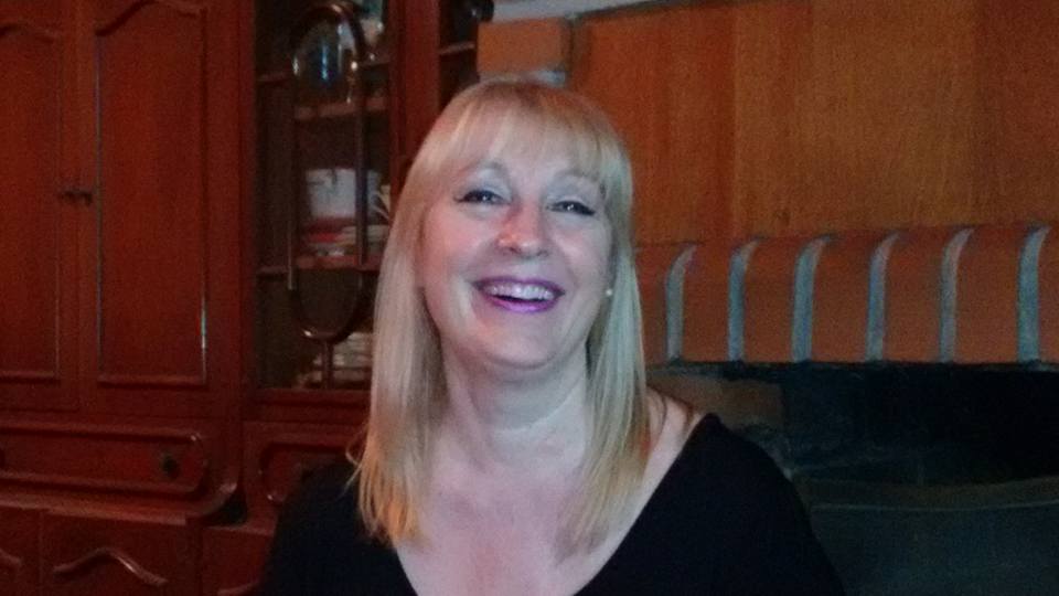 “Generalmente la mujer pide asesoramiento y como estilista debo dar un consejo porque a veces solicitan cosas que su cabello no se lo permite”