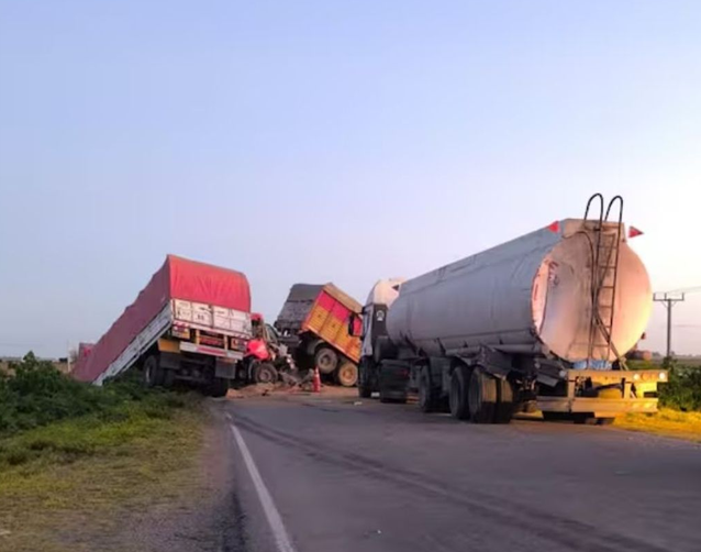 Siniestralidad vial en la región: camiones en el foco tras una quincena crítica de choques, vuelcos e incendios
