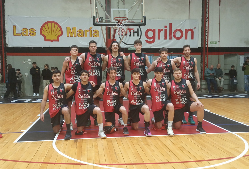 Colón tuvo un buena introducción y un final feliz frente a Racing para quedarse con el primer chico de la final