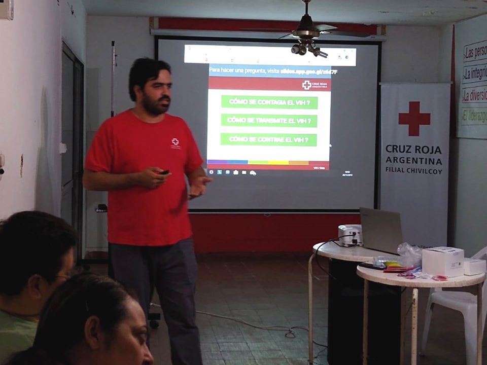 Emanuel Sarmiento
“Las personas más jóvenes debemos tener la responsabilidad de cuidar a nuestros ad
