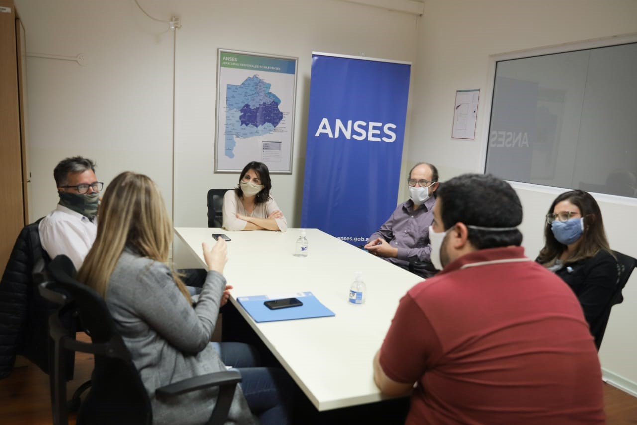 El bloque de concejales del FdT se reunió con la jefa regional de Anses