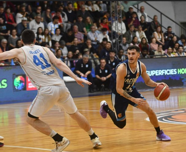 Racing le impuso su localía a Oberá en el Grilon Arena