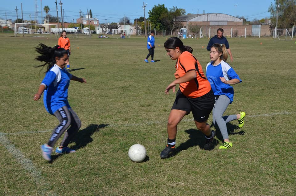 Fútbol
Regresa la acción tanto masculina como femenina para Primera e Inferiores