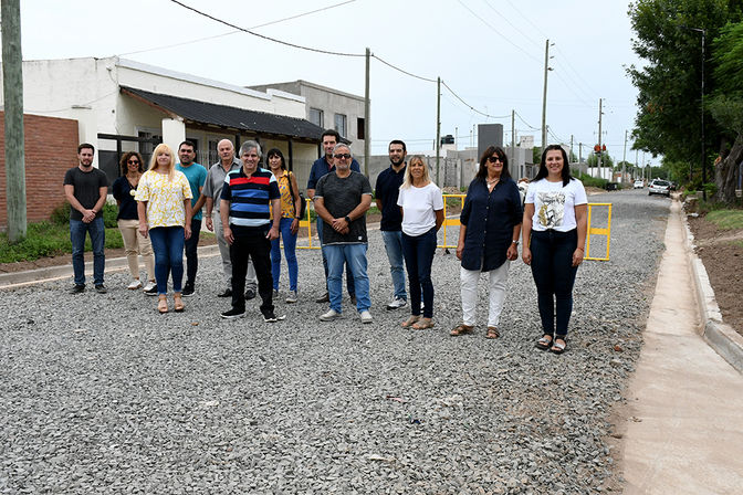 Presentaron la finalización de la obra de cinco nuevas cuadras de cordón cuneta