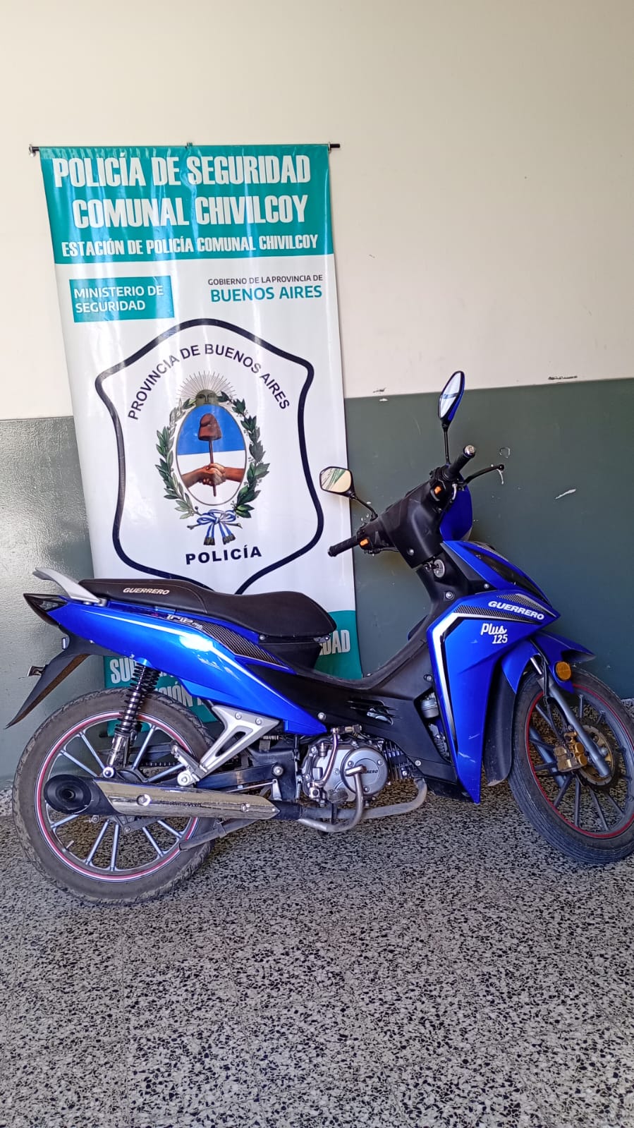 Un menor de 14 años fue aprehendido con una moto robada