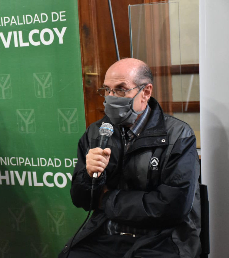 Constanza Alonso
“Tenemos que seguir extremando los cuidados, que cuando más flexibilizamos más aume