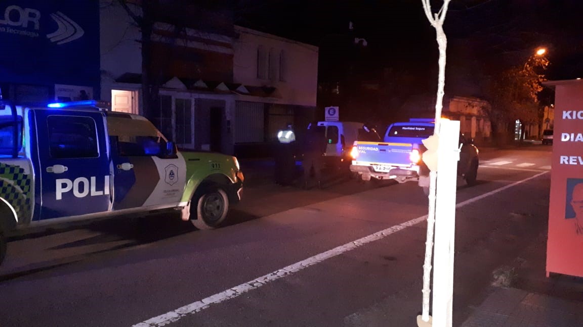 Supuesta violación al aislamiento
Operativo en un estudio de danzas por una “denuncia falsa” y pedid