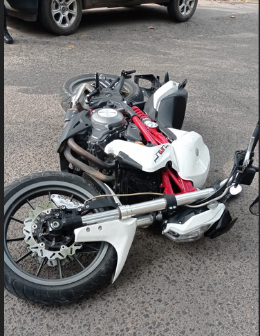 Varios siniestros viales en la ciudad que involucraron a automovilistas, motociclistas, ciclistas y peatones.