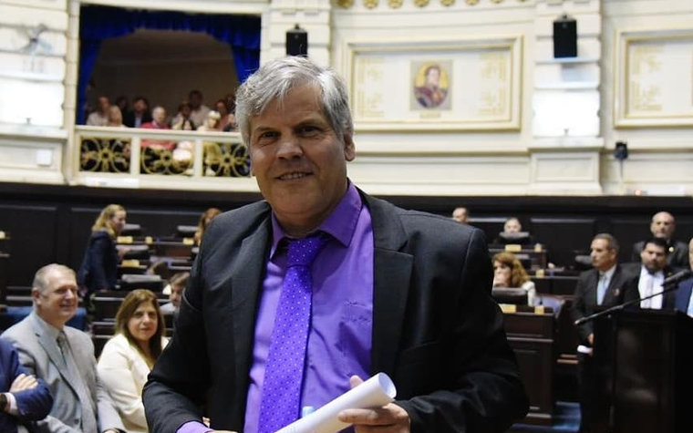 Fabio Britos
“Vienen etapas difíciles, un cambio de gobierno no trae mejoras mágicas por eso hay que