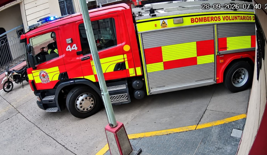 Salto: un incendio en un depósito fue controlado a tiempo por los bomberos