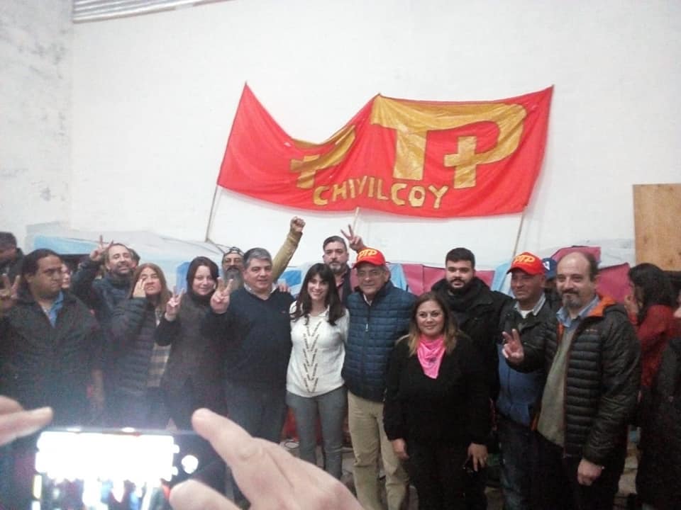 Juan Carlos Alderete
“No queremos seguir pintando paredes y colocando afiches, queremos estar 
en un