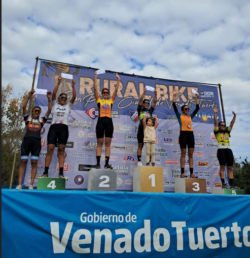 Más de 260 ciclistas participaron de la 14ª edición del Gran Premio Ciudad de Venado Tuerto de Rural Bike, Vanesa Arce segunda en su categoría
