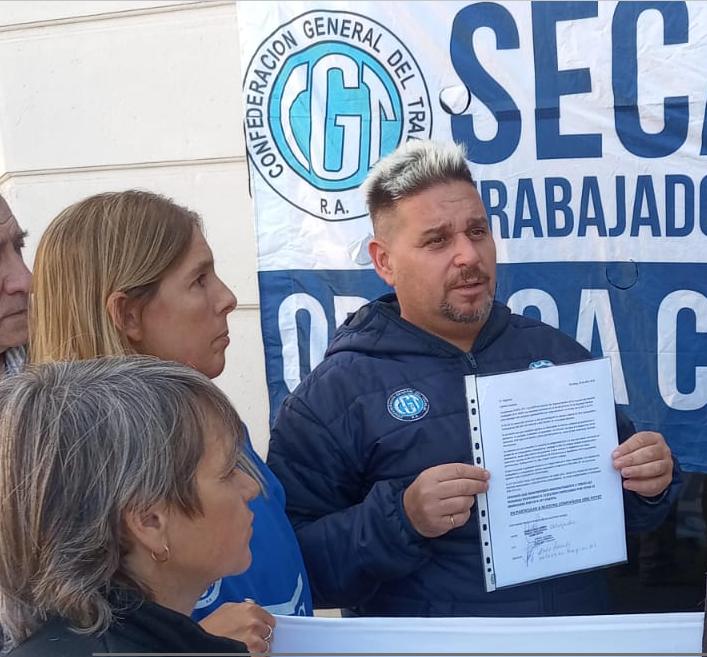 “Ninguno de los despidos fue con causa aunque en éste último caso se trató del personal de trabajo que nada tenía que ver con política, pero igualmente los echaron”
