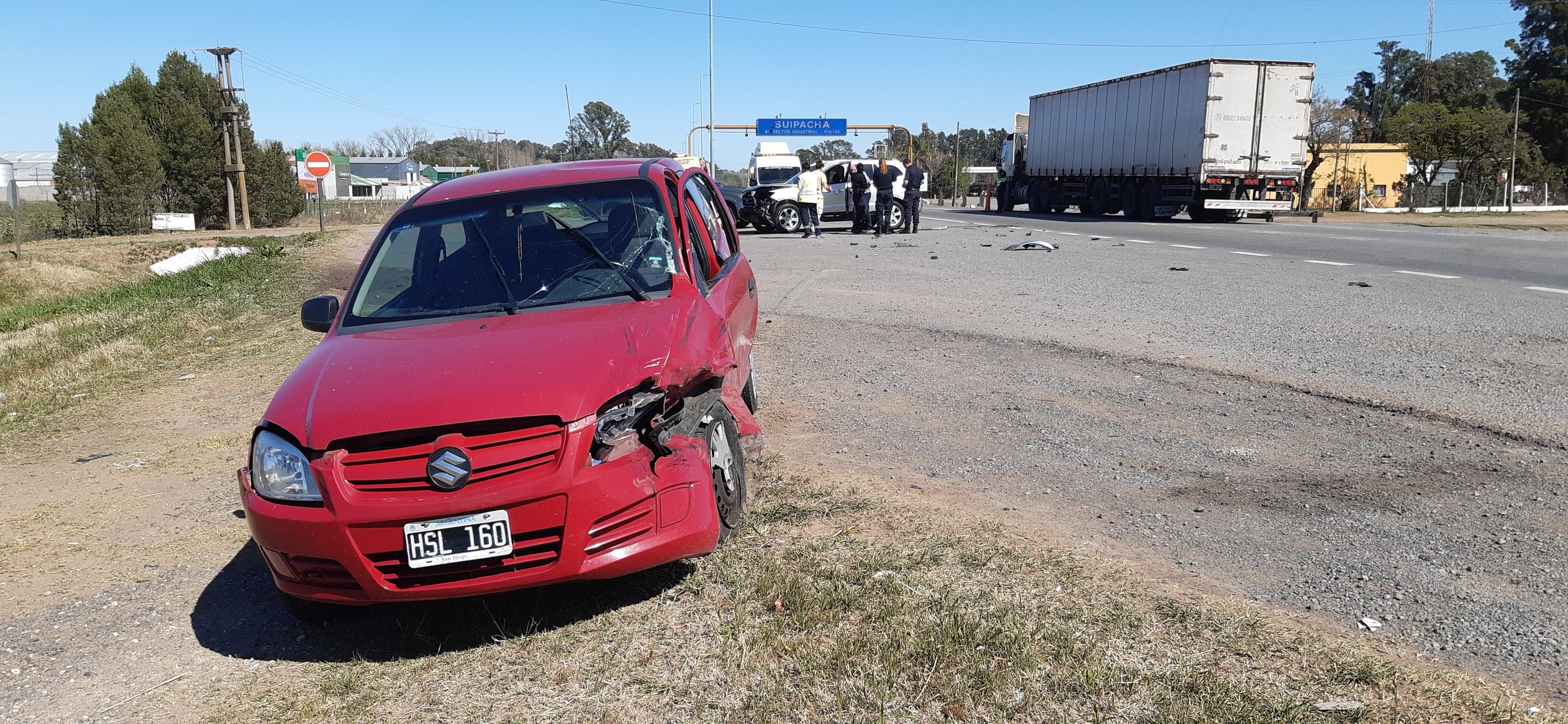 Colisionaron dos vehículos en la Ruta Nacional Nº 5