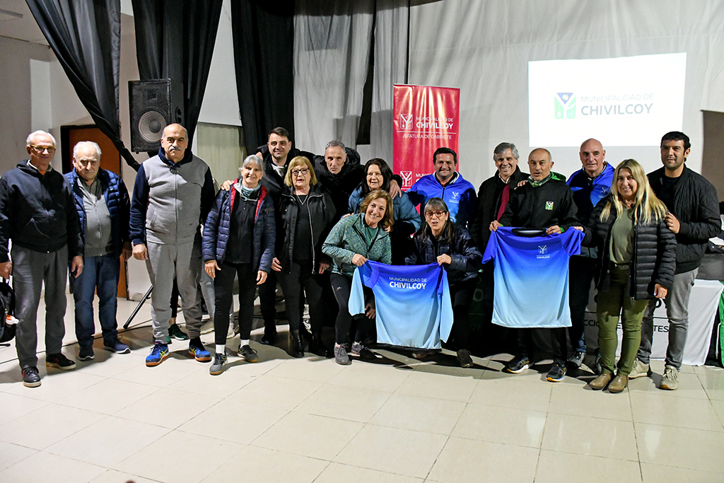 Despedida a la delegación de 300 deportistas que representarán a Chivilcoy en la etapa final