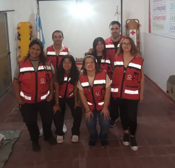 “En éste aniversario 145° de la Cruz Roja Argentina invitamos a la comunidad a celebrar con nosotros la solidaridad vistiendo alguna prenda o motivo de color rojo”