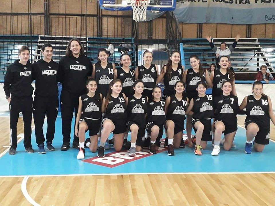 Básquet
Las Sub 15 de Argentina se preparan para la final provincial a fuerza de triunfos