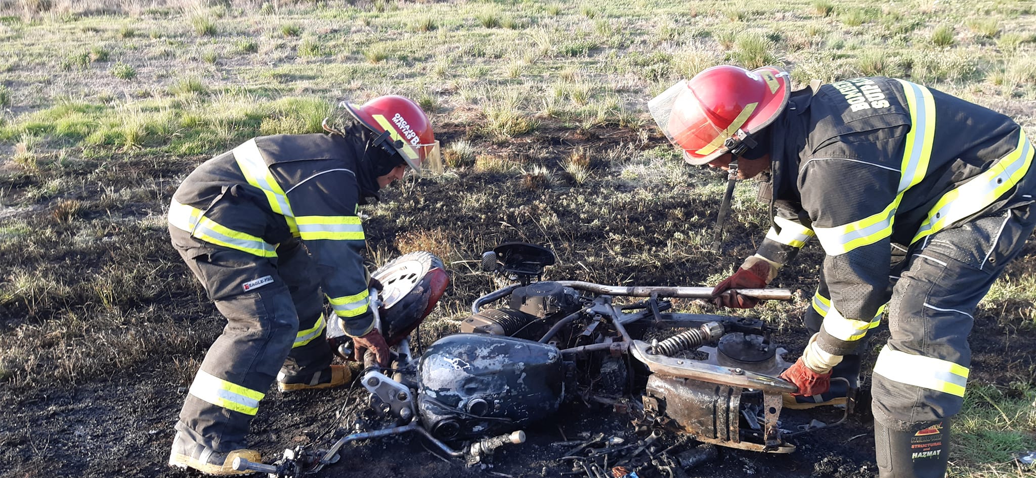 Incendio de una motocicleta sobre la ruta nacional N° 5