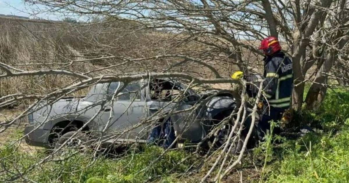 Bragado: una mujer herida y una camioneta volcada tras un choque en la Ruta 46