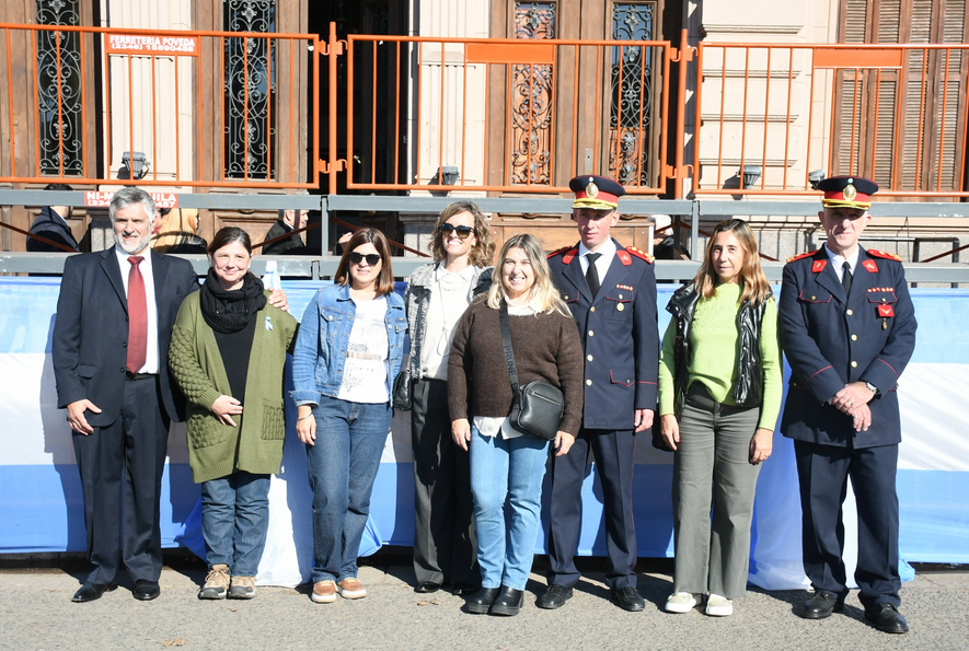 “Nuestro sistema bomberil de la provincia de Buenos Aires esta guiado por los valores de la solidaridad, pensar en el otro, planificar, estudiar mucho para estar a la altura de los acontecimientos"