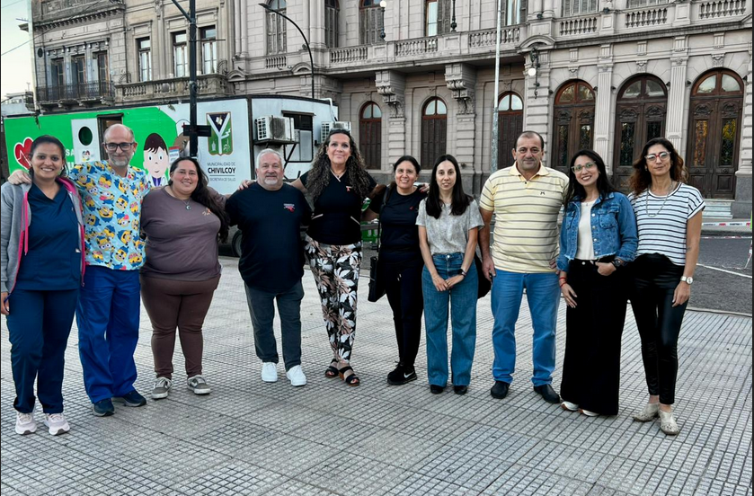 Propuesta de prevención y testeo a distintos espacios de la comunidad: “Aunque la gente no suba al tráiler, encontrarlo en cualquier espacio público instala el debate en cada vecino y ya es un avance”