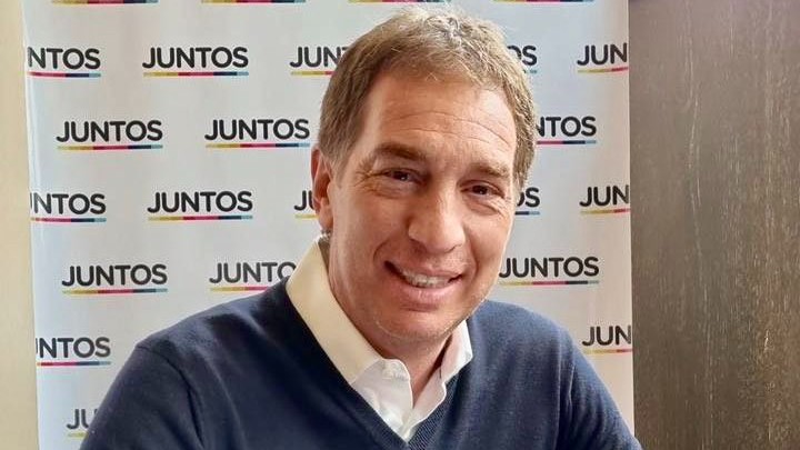 Diego Santilli ganaría las PASO de Juntos y aventaja a Axel Kicillof