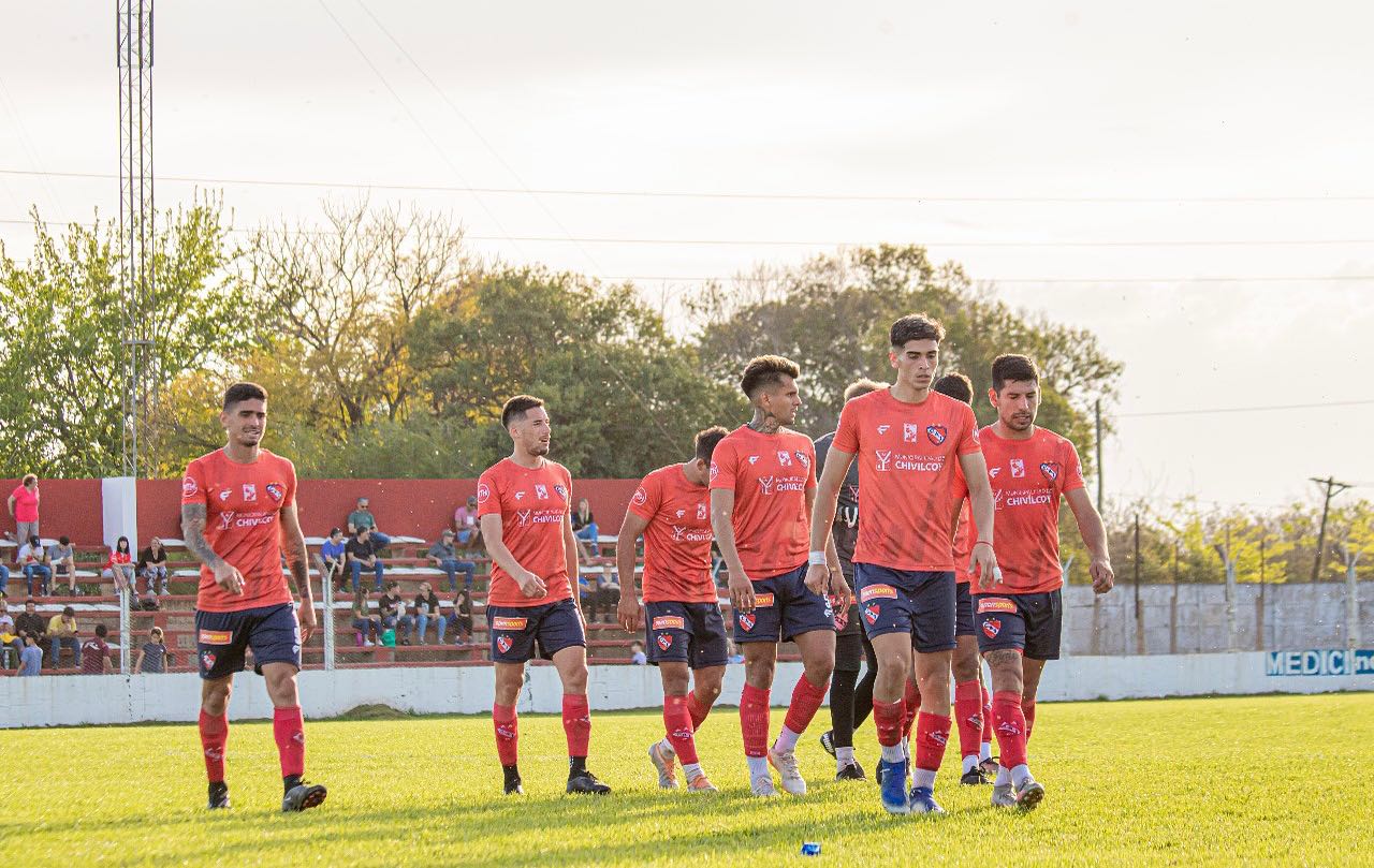 Independiente pretende repetir triunfo en Las Parejas para confirmar el segundo lugar de su zona