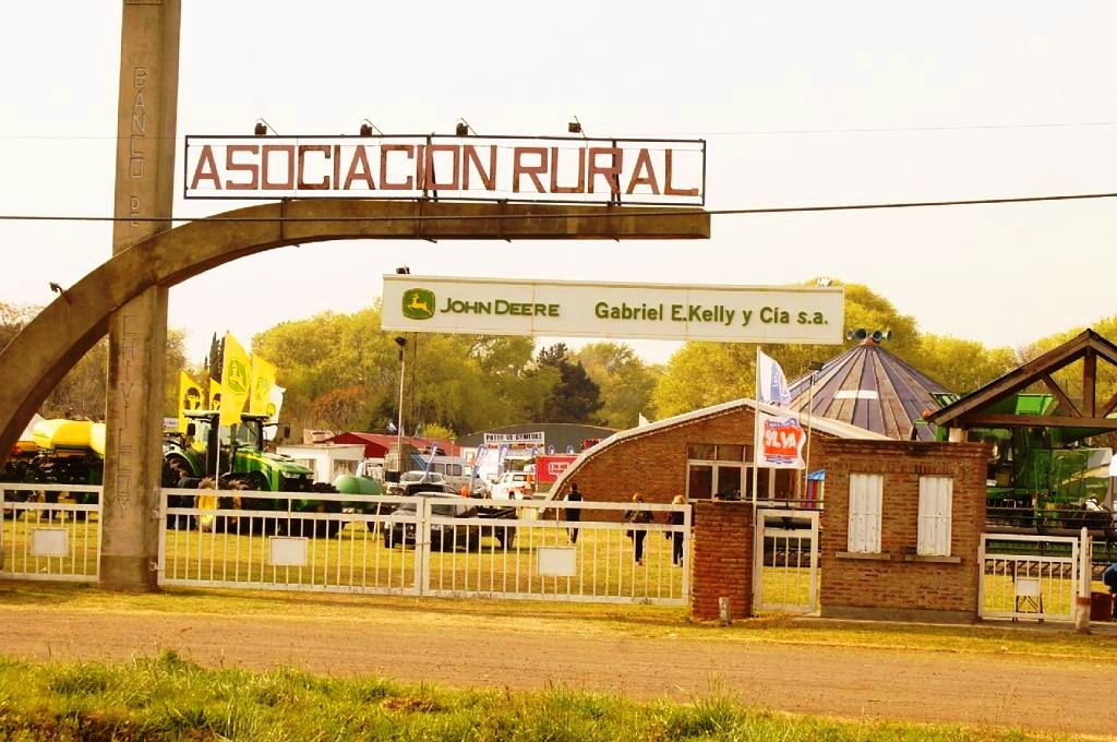 ‘Sembrando valores’
La Asociación Rural de Chivilcoy cede su predio de la Ruta 5 para el montaje de