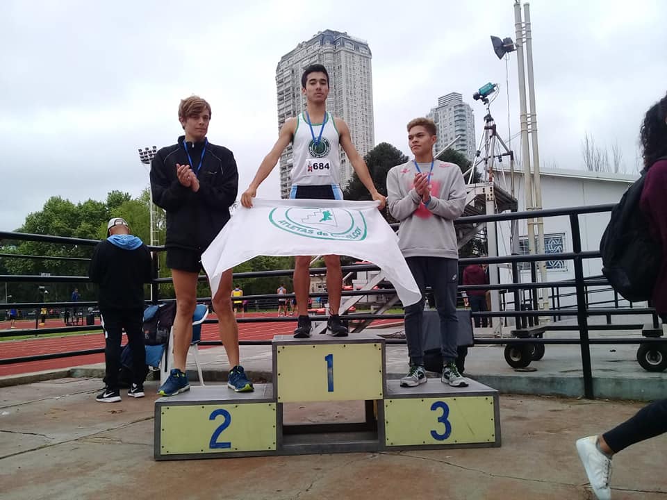 Atletismo

Tomás Vega y la posta se trajeron medallas de la Copa Nacional de Mayores y U 20