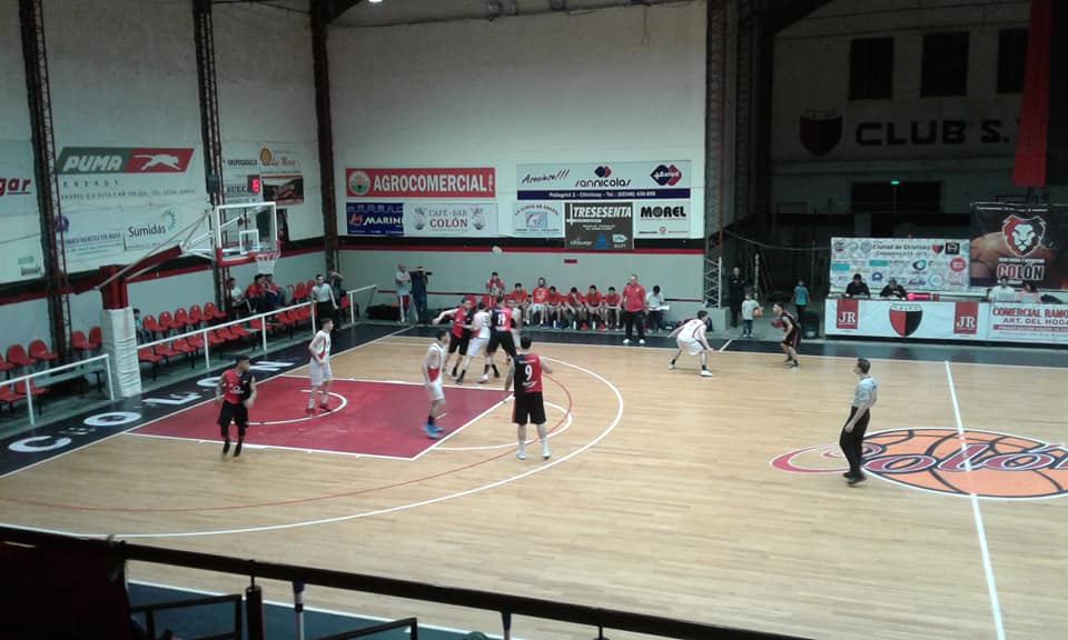 Básquet
Colón de menos a más para terminar con una victoria inicial