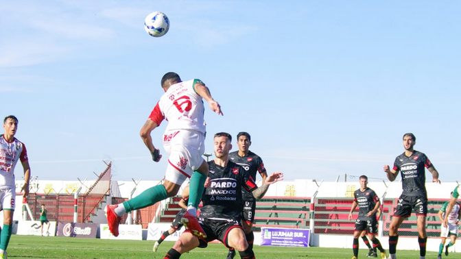 Douglas conserva el liderazgo de la Zona 3, Independiente se ubica cuarto