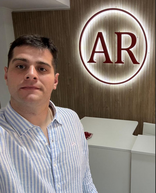 “Siento que la apertura de la oficina fue en un momento propicio en cuanto a edad y preparación, un lindo emprendimiento a llevar adelante"