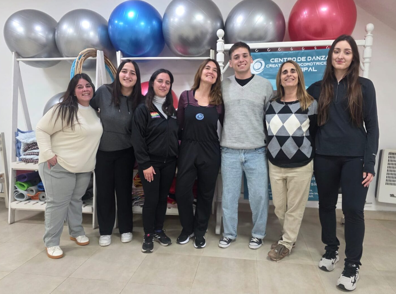 Actividades para niños, jóvenes, adultos y adultos mayores en el Centro Municipal de Danza Creativa y Psicomotricidad