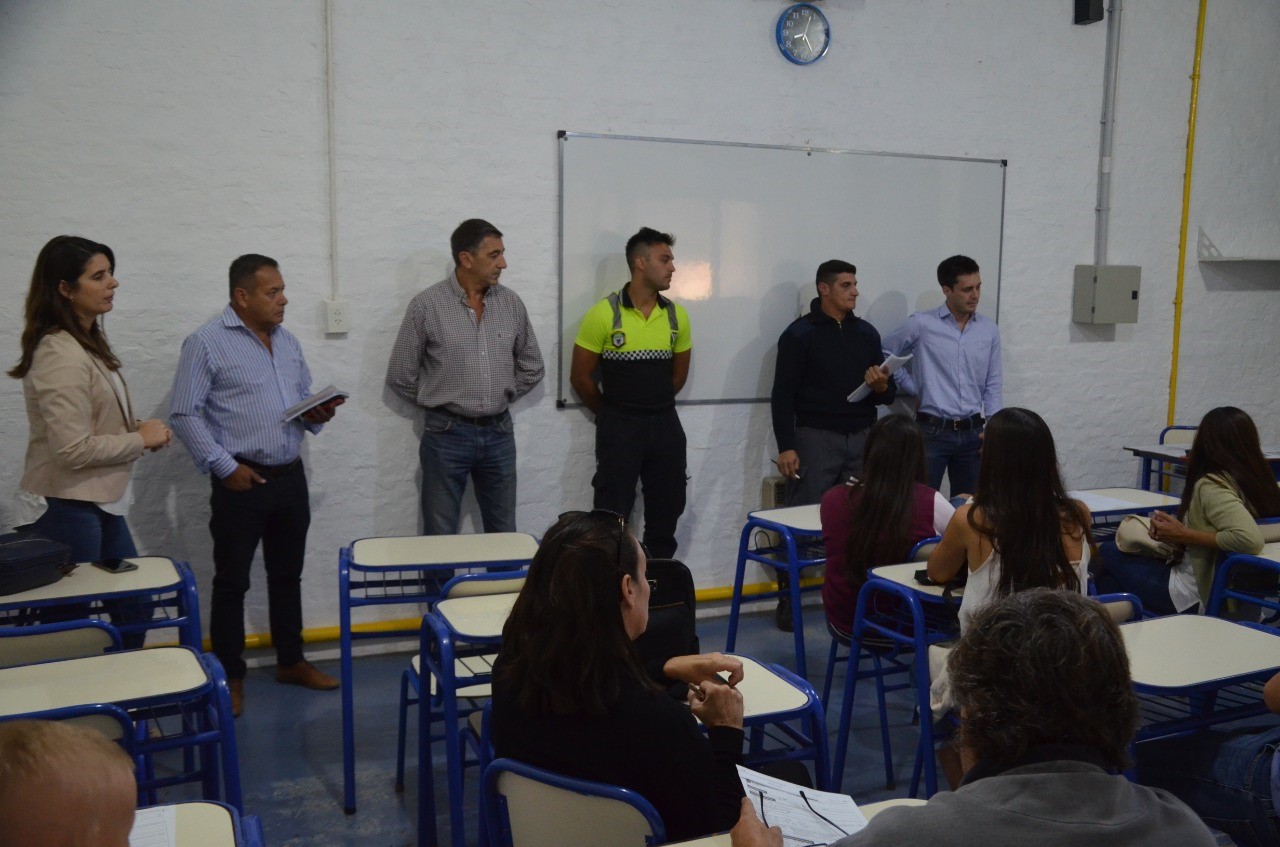 Seguridad
Comenzaron las reuniones en los colegios por el ‘Ultimo Primer Día’
