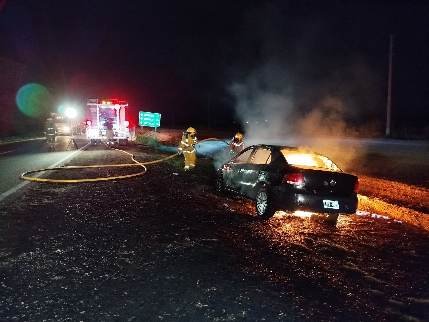 INCENDIO AUTOMOTOR SOBRE RUTA 5