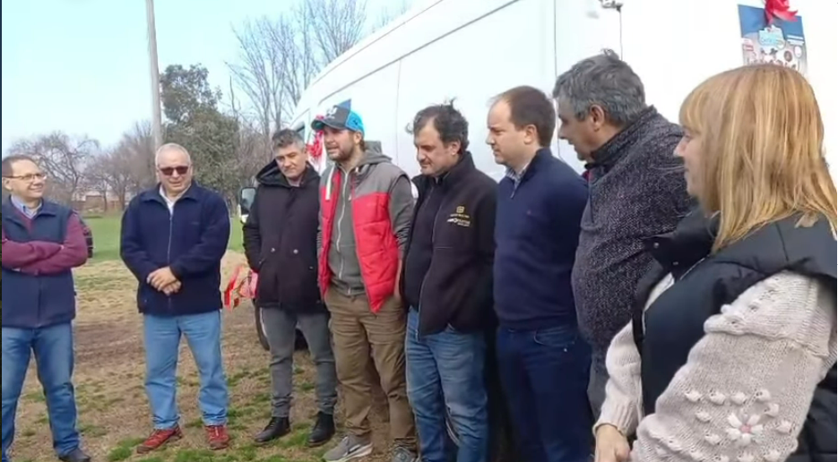 “Los residentes y concurrentes de Atiadim merecen esta combi y muchísimo más, es lo que nosotros pudimos dar y con todo el corazón”, sostuvo Pablo Di Santi
