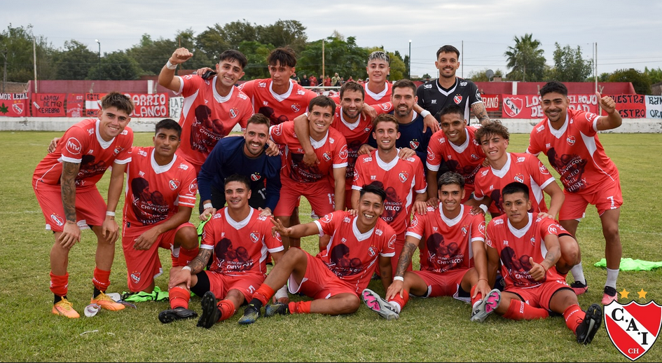 Independiente golpeó en momentos claves y fue contundente en su primera victoria, Gimnasia hace la media inglesa para seguir arriba.
