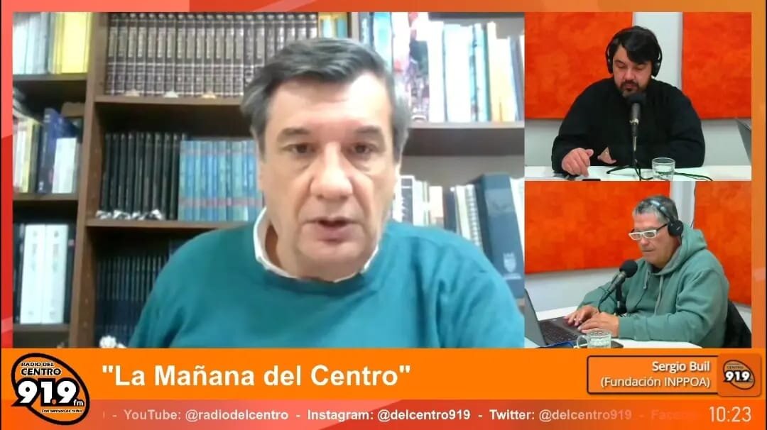No sería válido agregar una hora de clases de no hacer un rediseño del sistema educativo
