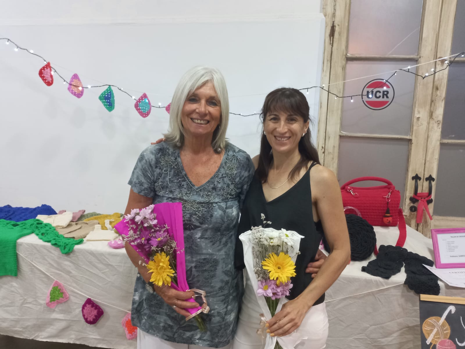 Cierre de los talleres de cerámica y croché con destacada muestra de las alumnas con una promesa de continuidad para 2025.
