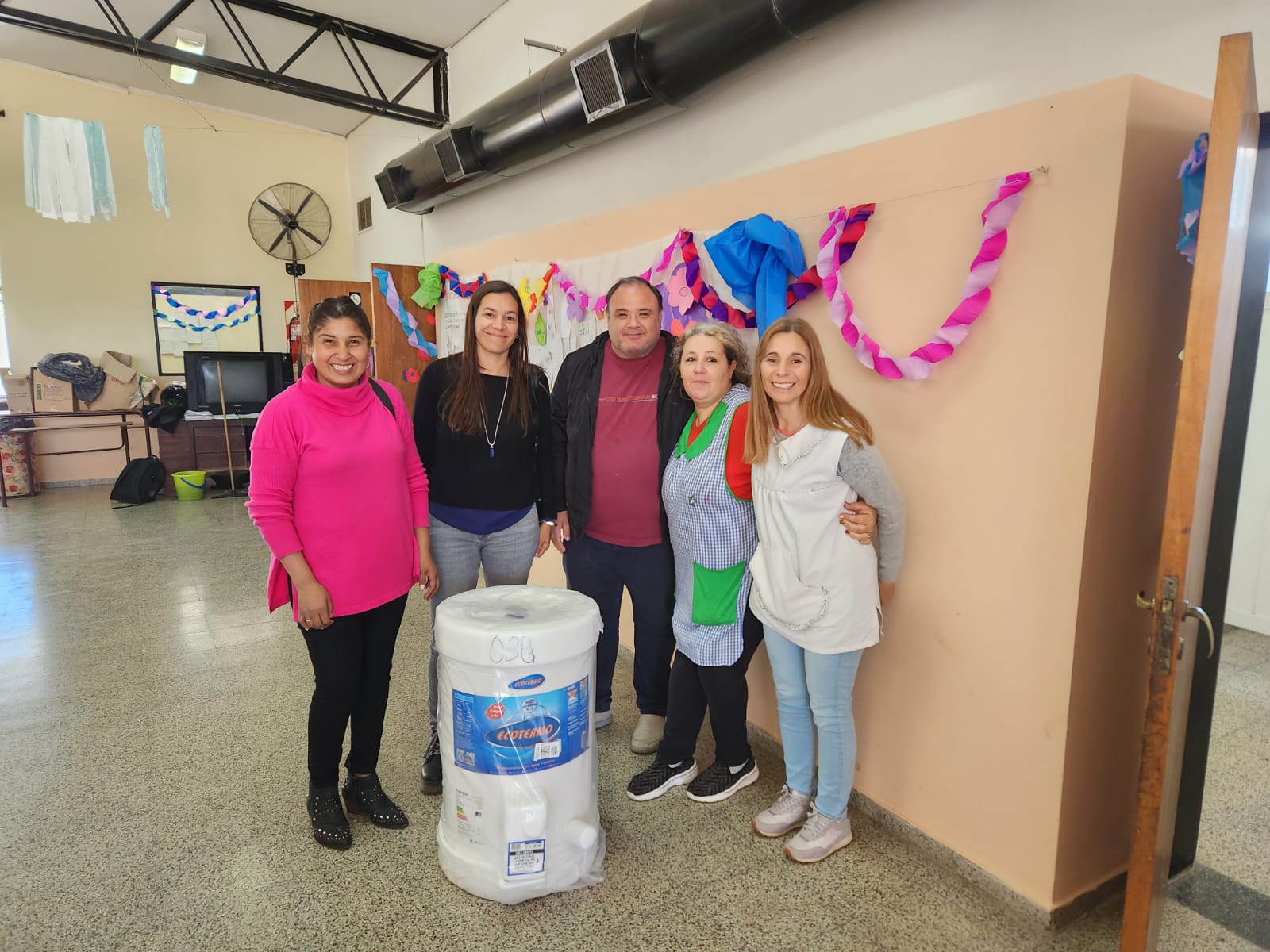 Los trabajos más grandes se hicieron y no hay ninguna escuela en riesgo que es muy importante