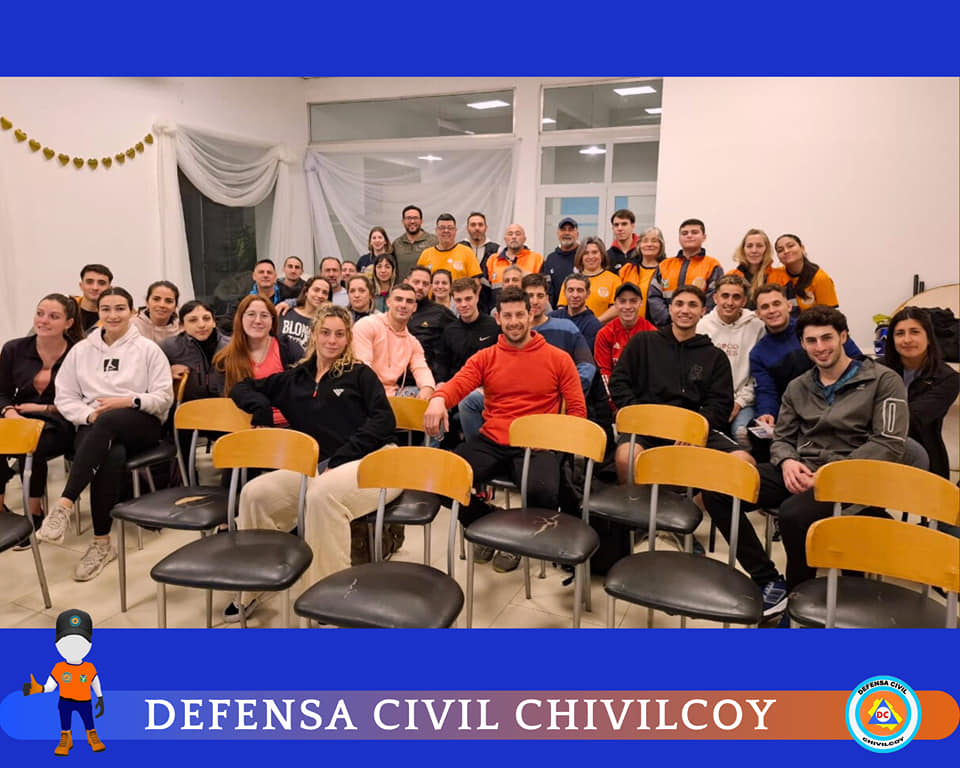 Charla para aspirantes a guardavidas y curso de primeros auxilios