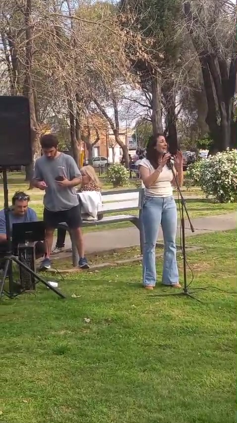 Jornada con actividades y sorteos en la Plaza Varela