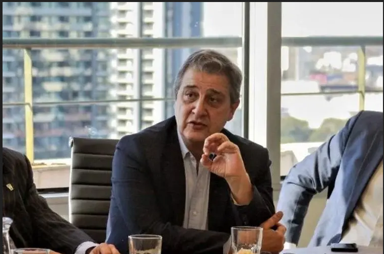 “El presidente habla de crecimiento, nosotros hablamos de desarrollo, creemos que lo fundamental de tener un presupuesto aprobado con equilibrio fiscal”