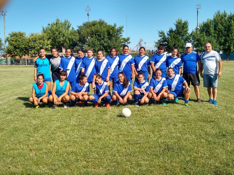 Fútbol
Encuentro femenino en el Club Cerámica Argentina