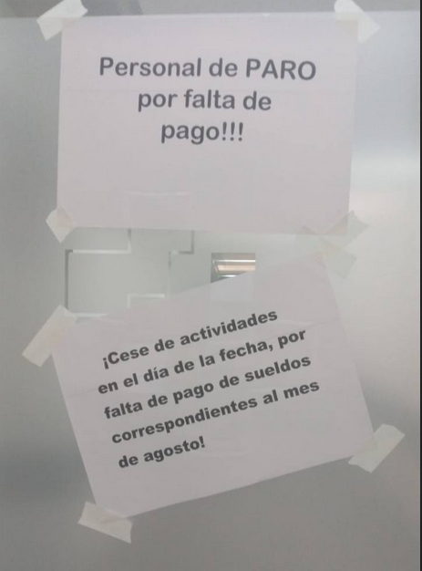 El personal de la clínica anunció un paro por tiempo indeterminado: piden cobrar el salario de agosto, aguinaldo y bonos