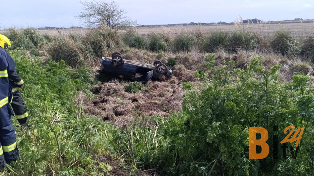 Bragado: un hombre de 72 años volcó con su auto en la Ruta Provincial 46 a la altura de Warnes