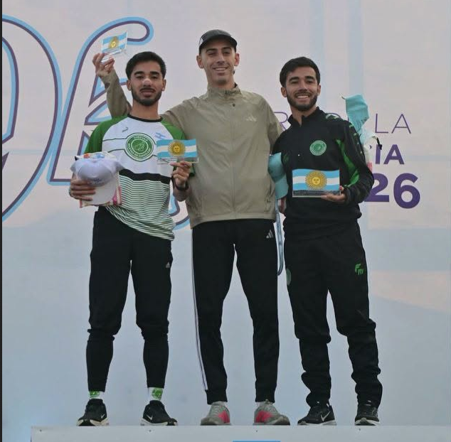 Podio para los mellizos Tomás y Germán Vega en los 9K de la Independencia