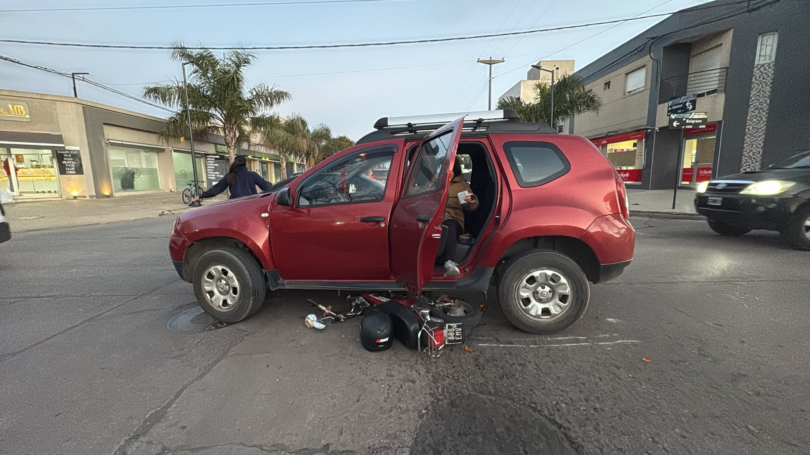 Varios siniestros viales en la avenida Güemes generan preocupación por la seguridad vial en Chivilcoy