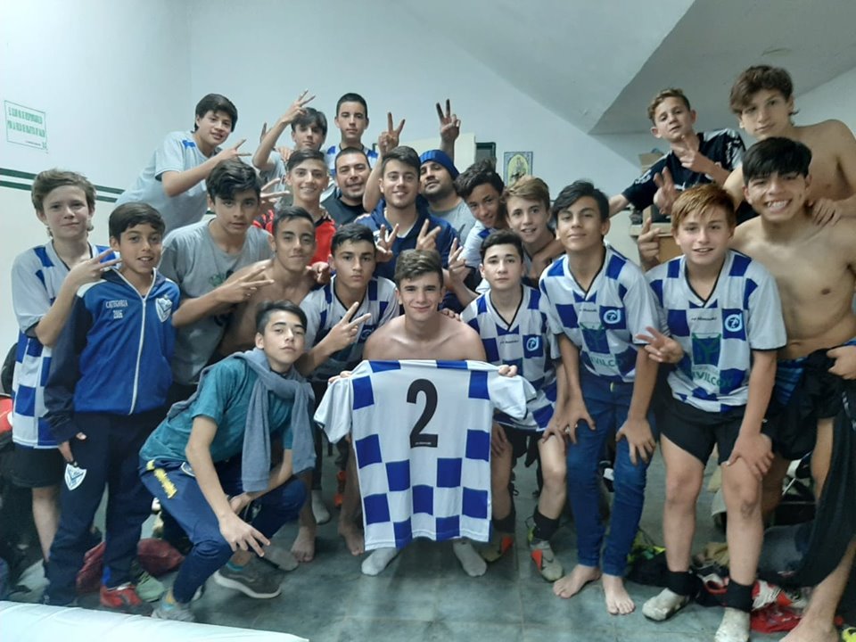 Fútbol
Chivilcoy está en los cuartos de final con la Sub 13 y Sub 15